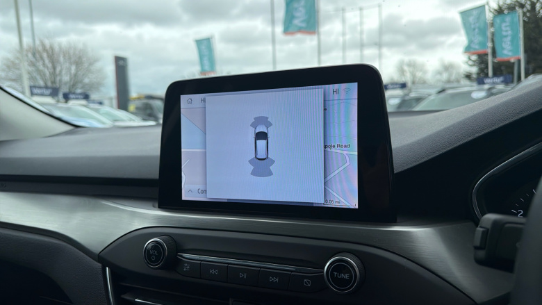 Ford Focus 1.0 EcoBoost 125 Titanium 5dr Petrol Hatchback